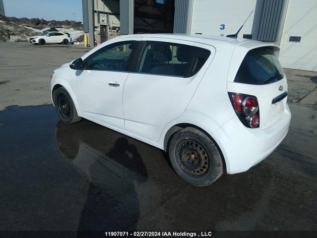 Chevrolet Sonic 2014 1G1JC6EH7E4239602 Image 3