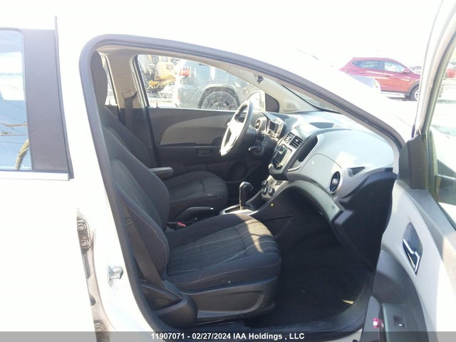 Chevrolet Sonic 2014 1G1JC6EH7E4239602 Image 5