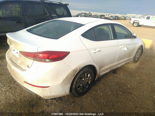 Hyundai Elantra Le 2018 5NPD74LF7JH284655 Image 4