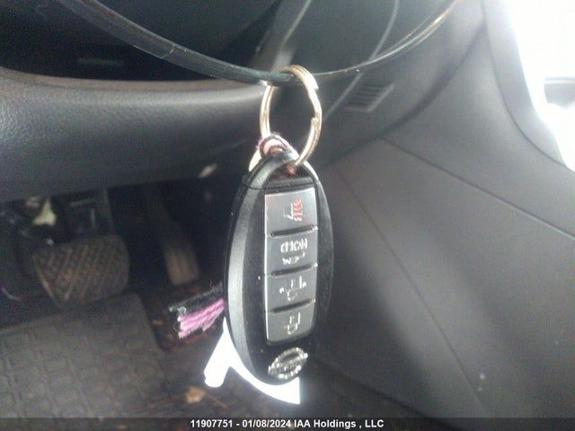 Продажа на аукционе авто 2017 Nissan Sentra, vin: 3N1AB7APXHL674032, номер лота: 11907751