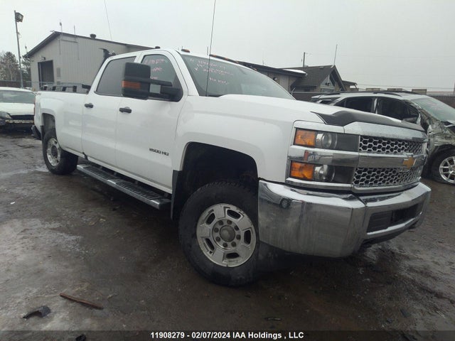2019 1GC1KREG3KF209578 main image