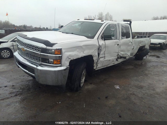 Chevrolet SILVERADO 2500HD 2019 1GC1KREG3KF209578 Image 2