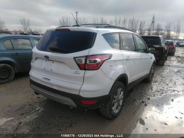 1FMCU0GD4HUB07286 Ford ESCAPE SE