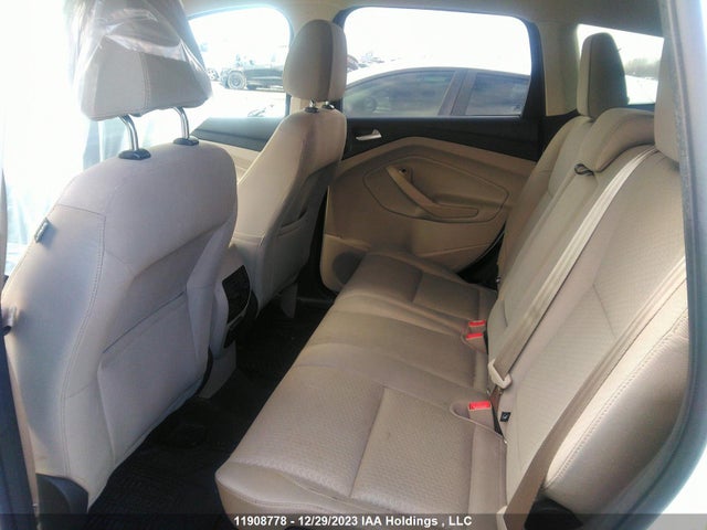 1FMCU0GD4HUB07286 Ford ESCAPE SE