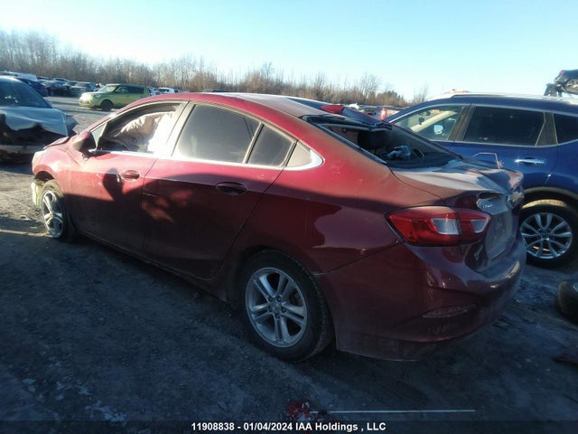 Chevrolet Cruze 2018 1G1BE5SM8J7245525 Image 3