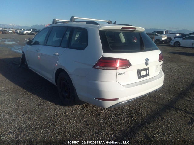 3VW117AU4KM501515 Volkswagen Golf Sportwagen S