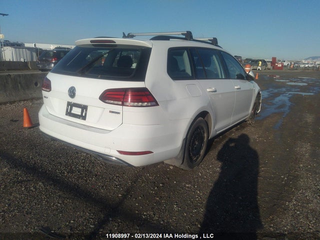 3VW117AU4KM501515 Volkswagen Golf Sportwagen S