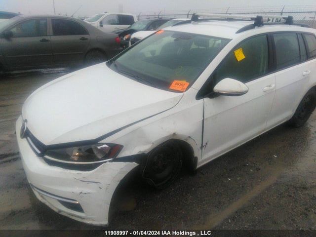 3VW117AU4KM501515 Volkswagen Golf Sportwagen S