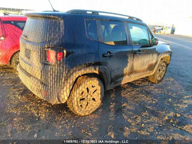 ZACCJBCT1FPC45999 Jeep Renegade Trailhawk
