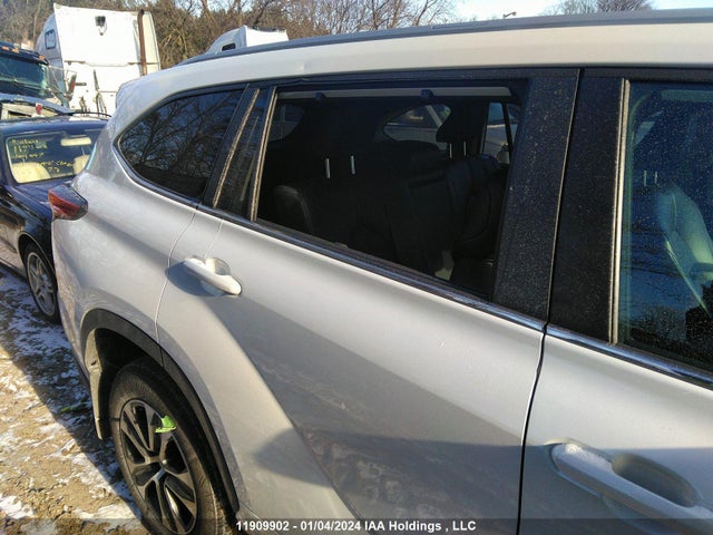 Toyota Highlander Hybrid Xle 2023 5TDKBRCH9PS116474 Image 6