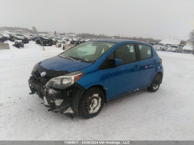 Toyota Yaris 2017 VNKKTUD37HA072936 Image 2