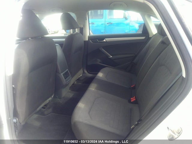 1VWAA7A32LC014680 Volkswagen PASSAT