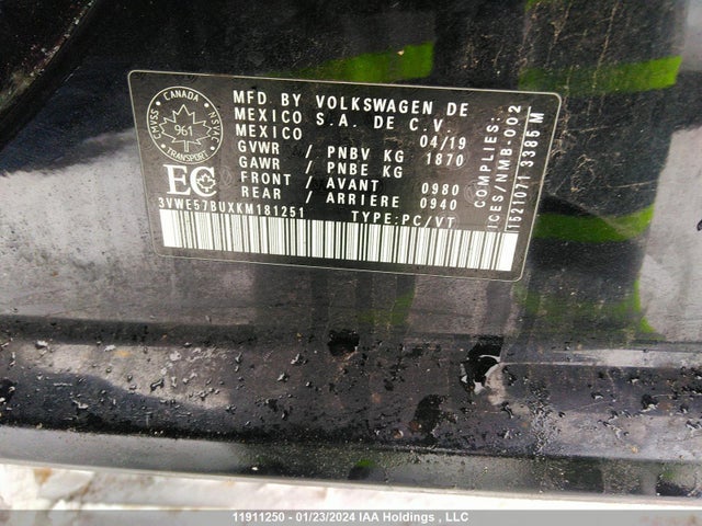 3VWE57BUXKM181251 Volkswagen JETTA SEL