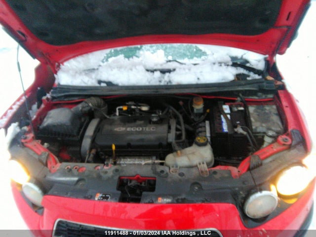 Chevrolet Sonic 2015 1G1JA6SHXF4181674 Image 10