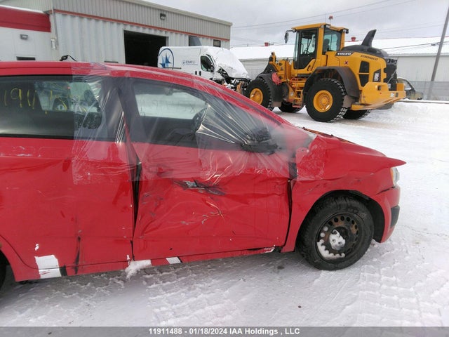 Chevrolet Sonic 2015 1G1JA6SHXF4181674 Image 6