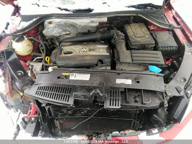 WVGJV7AX8FW019066 Volkswagen Tiguan S/se/sel/r-line