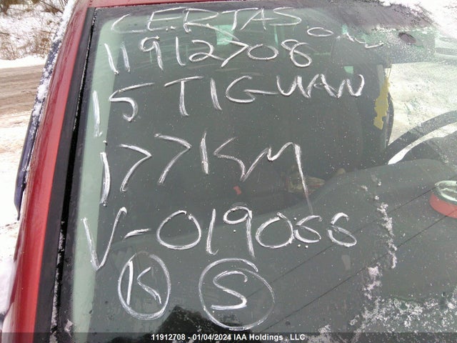 WVGJV7AX8FW019066 Volkswagen Tiguan S/se/sel/r-line