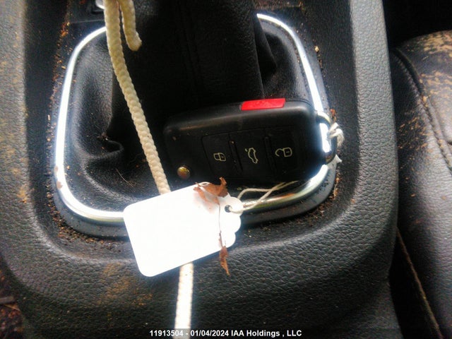 3VWG07AJ2EM413389 Volkswagen JETTA