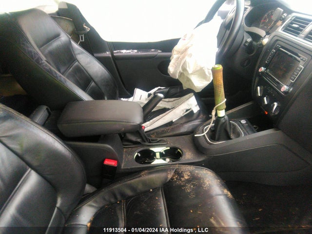 3VWG07AJ2EM413389 Volkswagen JETTA