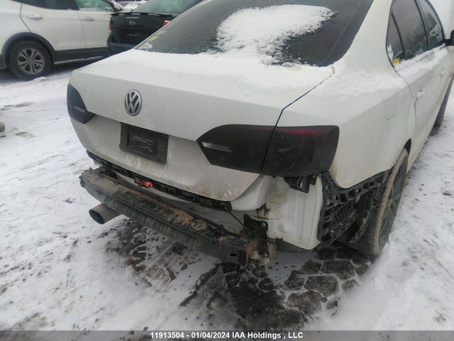3VWG07AJ2EM413389 Volkswagen JETTA