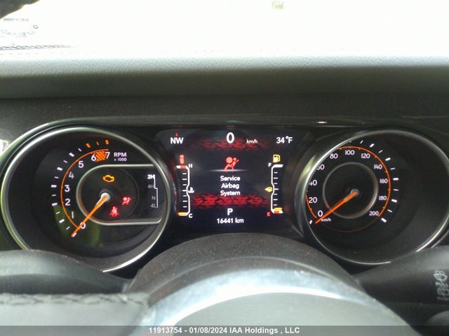 1C4HJXEN4PW530038 Jeep Wrangler 4-door Sahara Altitude