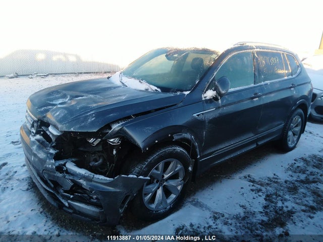 3VV4B7AX2MM127286 Volkswagen Tiguan