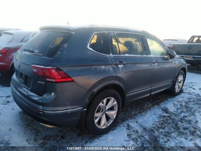 3VV4B7AX2MM127286 Volkswagen Tiguan