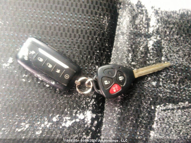 Toyota Matrix 2014 2T1KU4EE2EC132862 Image 11