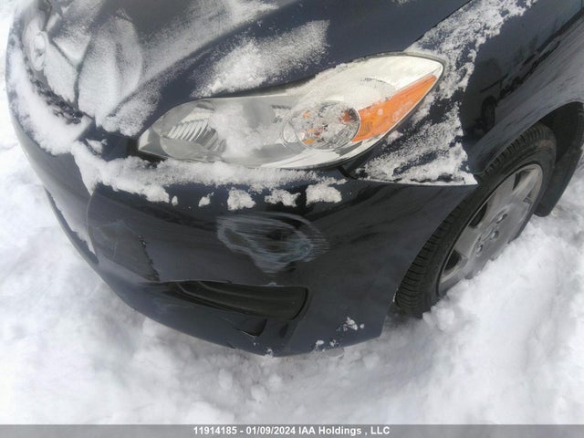 Toyota Matrix 2014 2T1KU4EE2EC132862 Image 6