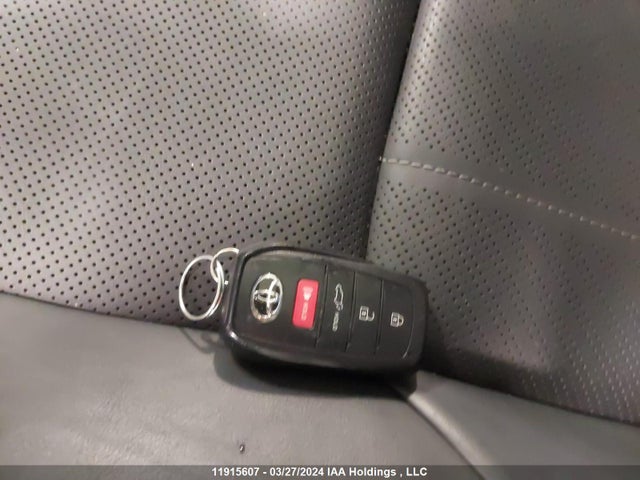 Toyota Venza Limited 2023 JTEAAAAH9PJ135442 Image 10