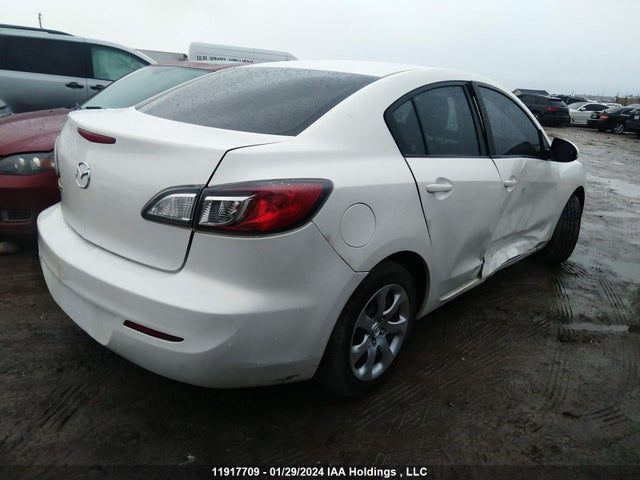 2013 Mazda Mazda3 მანქანა იყიდება აუქციონზე, vin: JM1BL1UF5D1709768, აუქციონის ნომერი: 11917709