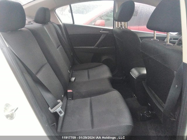 2013 Mazda Mazda3 მანქანა იყიდება აუქციონზე, vin: JM1BL1UF5D1709768, აუქციონის ნომერი: 11917709