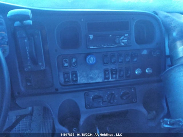 Freightliner M2 106 2018 1FVACWFC2JHJS8179 Image 13
