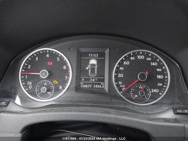 WVGKV7AX6GW033036 Volkswagen TIGUAN