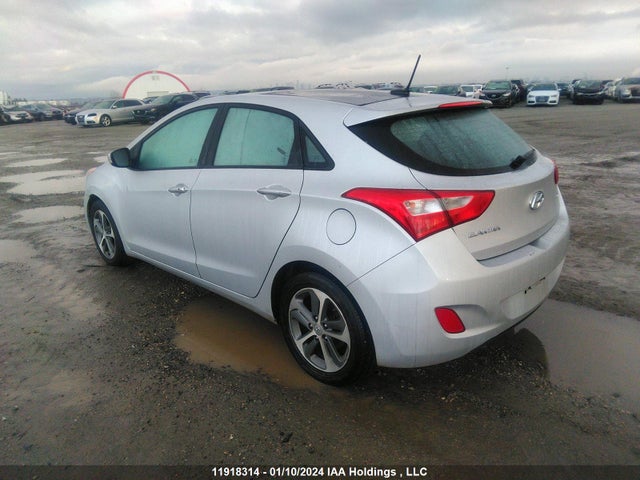 Hyundai Elantra Gt Gls 2016 KMHD35LH4GU343545 Image 3