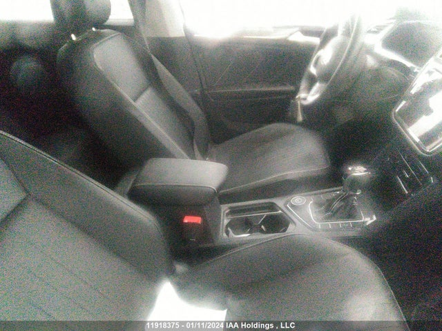 3VVMB7AX5PM084826 Volkswagen TIGUAN SE
