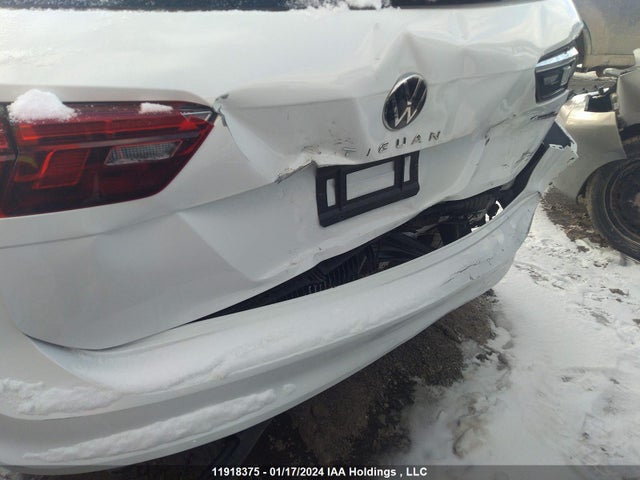 3VVMB7AX5PM084826 Volkswagen TIGUAN SE