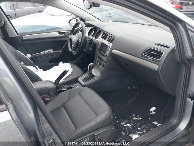 3VW217AUXFM092236 Volkswagen GOLF
