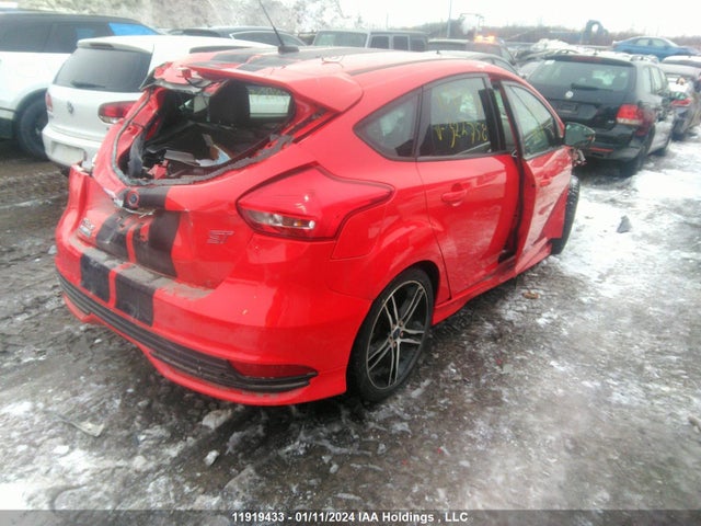 1FADP3L92GL322758 Ford FOCUS ST