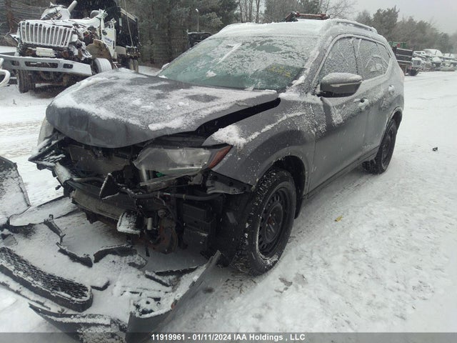 Nissan ROGUE 2015 5N1AT2MT3FC918212 Image 2