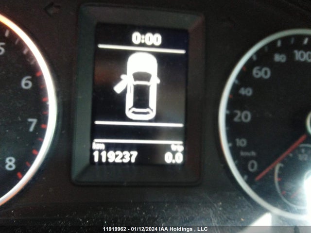 WVGJV7AX2GW586374 Volkswagen TIGUAN