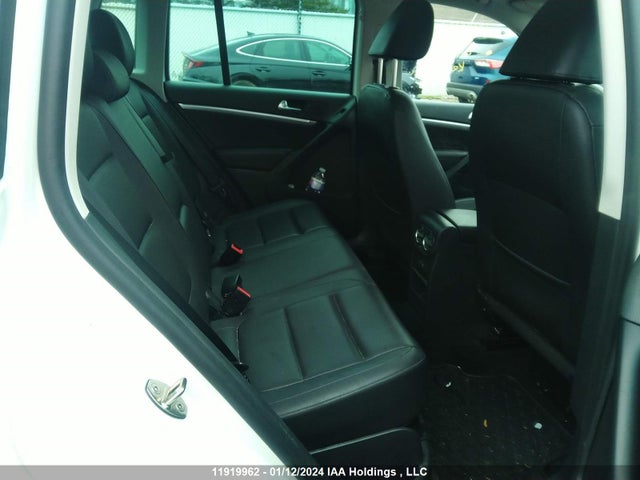 WVGJV7AX2GW586374 Volkswagen TIGUAN