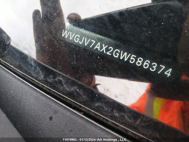 WVGJV7AX2GW586374 Volkswagen TIGUAN