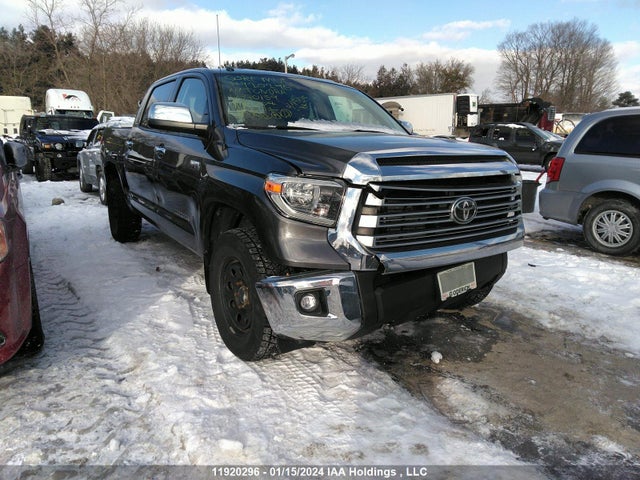 2019 5TFHY5F16KX830159 main image