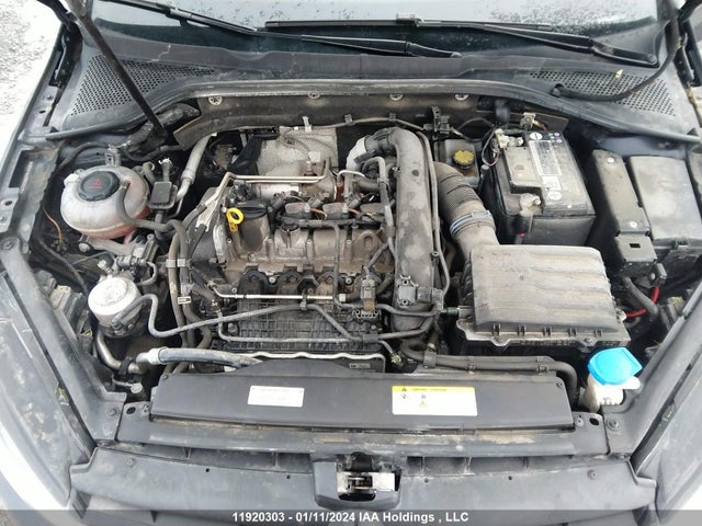 3VWG57AU2MM003153 Volkswagen GOLF