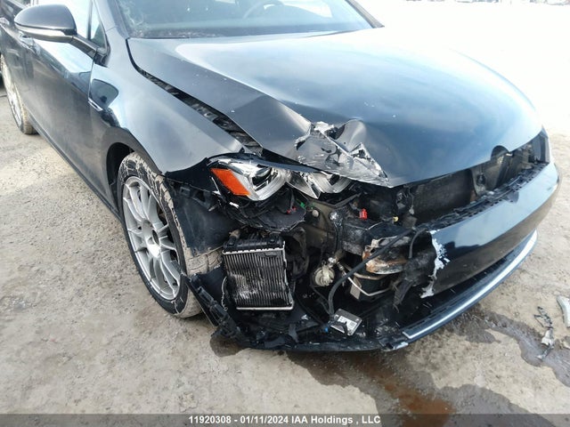 WVWLF7AU7GW211743 Volkswagen Golf R