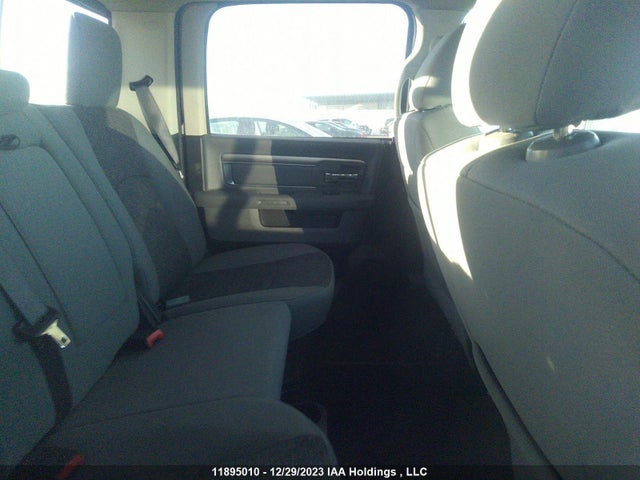 1C6RR7LTXKS698692 RAM 1500 Classic Slt