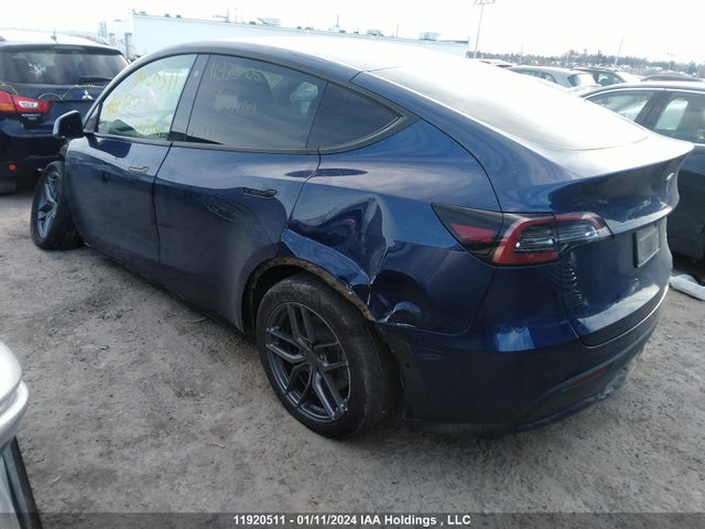 7SAYGDEE1NF449189 Tesla Model Y