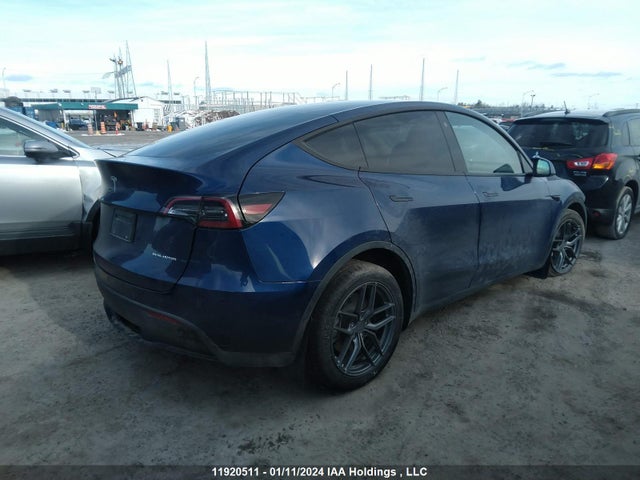 7SAYGDEE1NF449189 Tesla Model Y