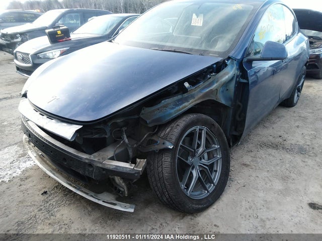 7SAYGDEE1NF449189 Tesla Model Y